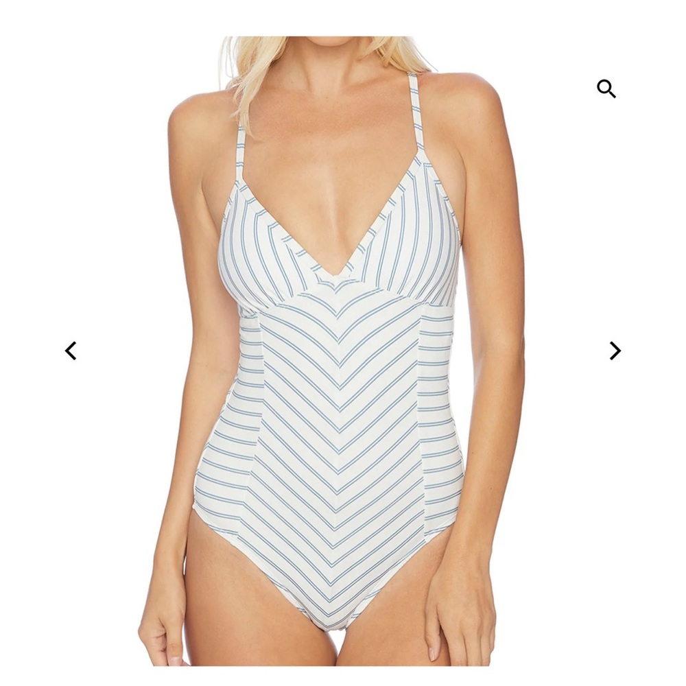 Splendid stormy story v neck one piece bathing suit size large